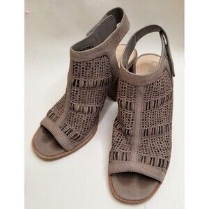 Vince Camuto Ecru grommet and studded leather peep-toe Boho ankle bootie Size 6M